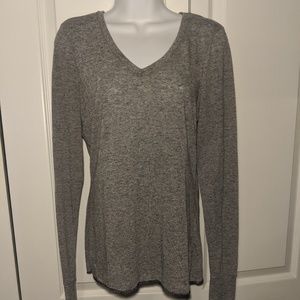 Grey long sleeve V neck tee, size S